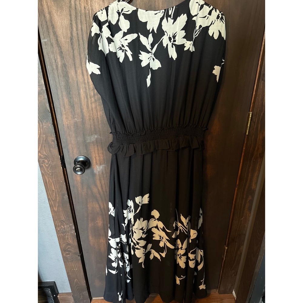Taylor Womens Black White Floral V-Neck Smocked Waist Maxi Dress Size 10 - Picture 2 of 4